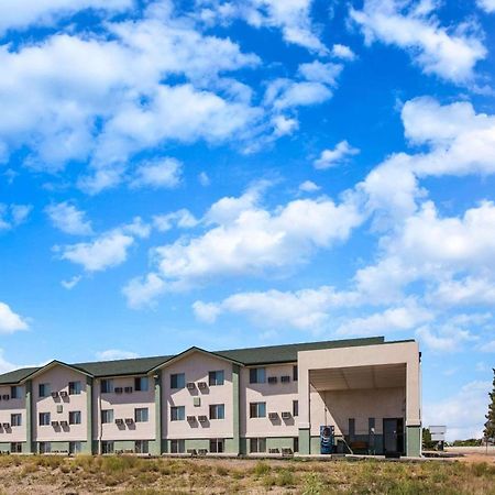 Super 8 By Wyndham Pueblo Hotel Kültér fotó